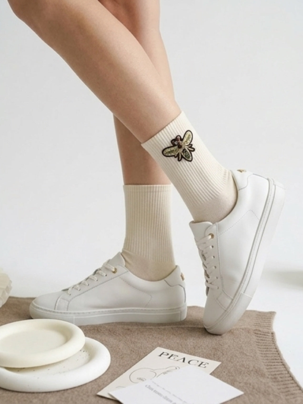 Women’s Cotton Ribbed Knit Bee Embroidery Mid Calf Socks- White