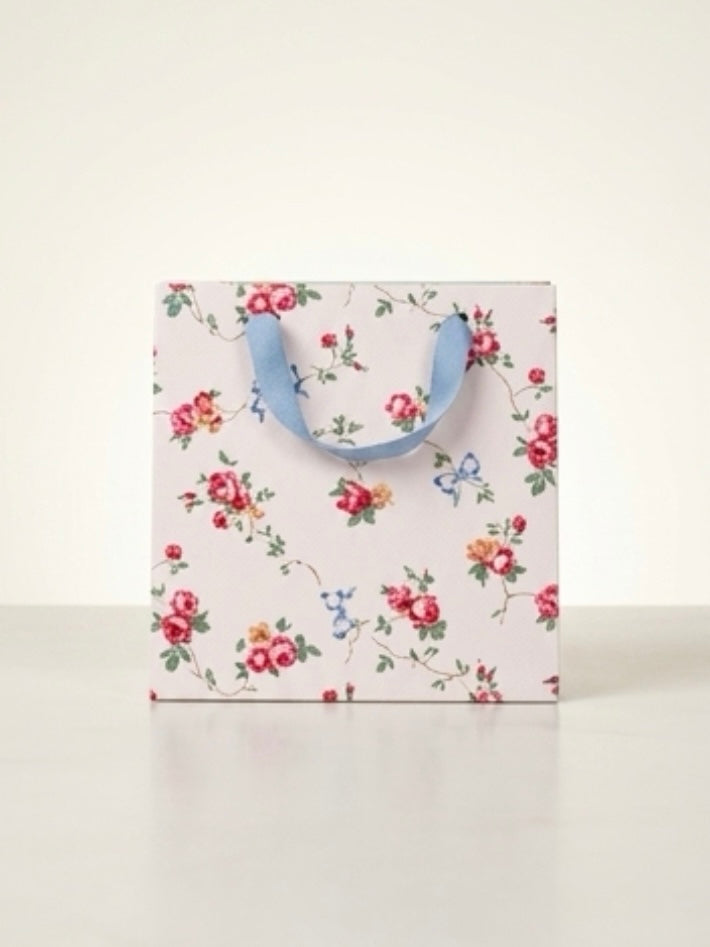 Rose and Bows Mini Gift Bag
Designed By: Cath Kidston