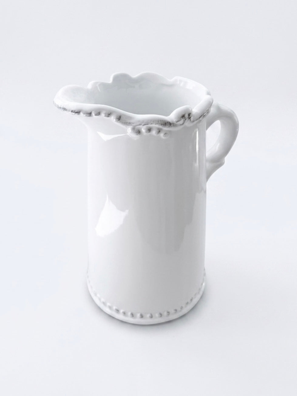 Satchville Classic Rustic Style White Ceramic Jug | Elegant Distressed Rim