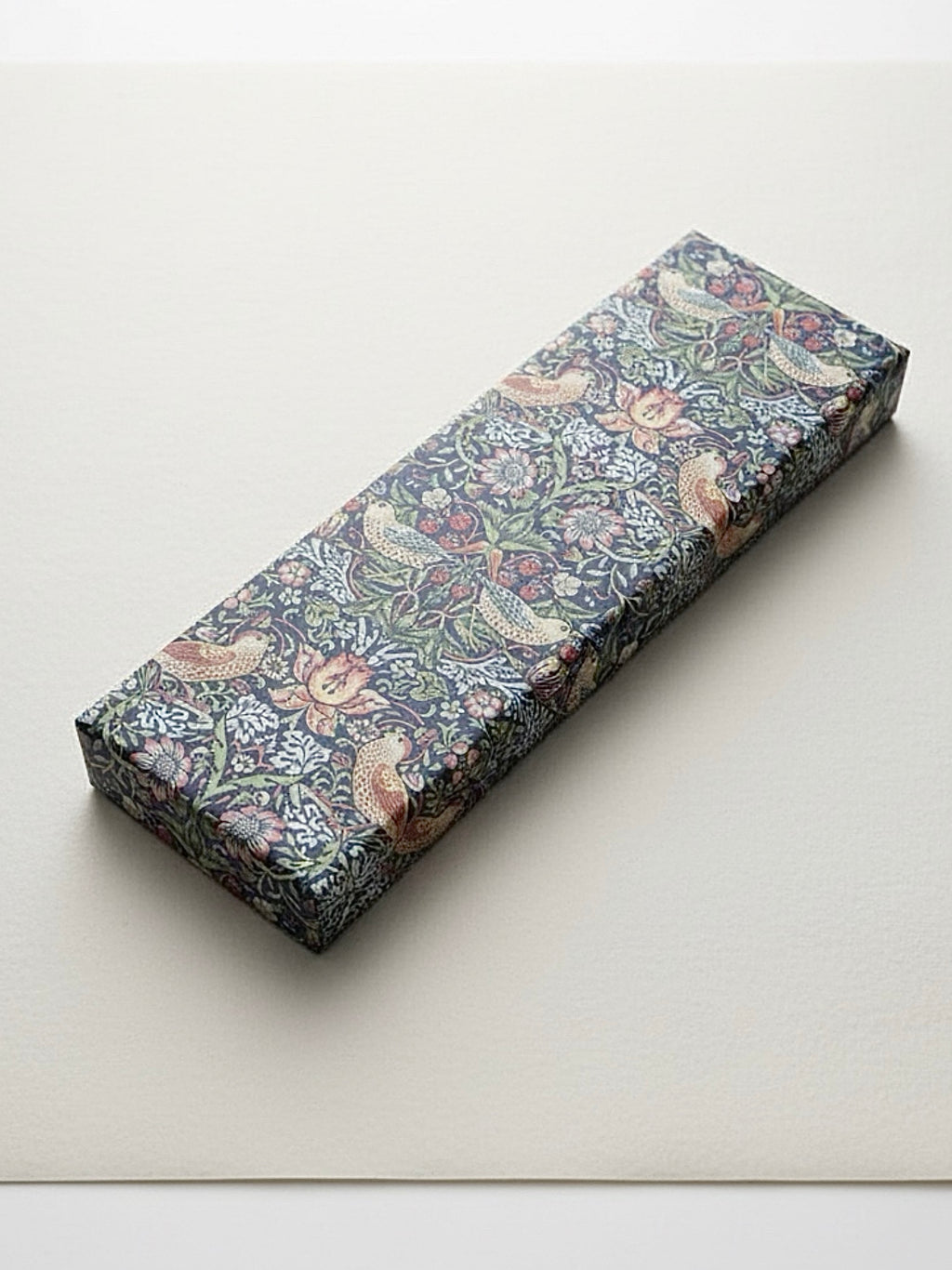 William Morris Strawberry Thief Gift Pen Set