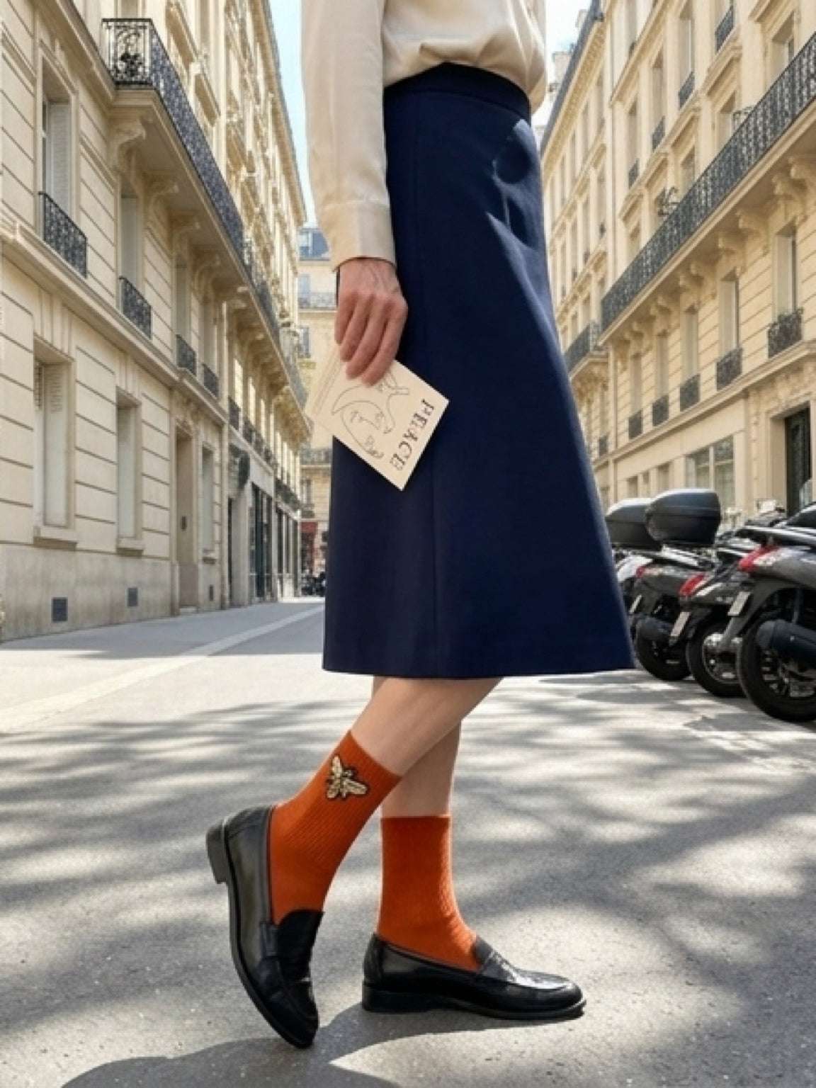 Women’s Cotton Ribbed Knit Bee Embroidery Mid Calf Socks -Brick