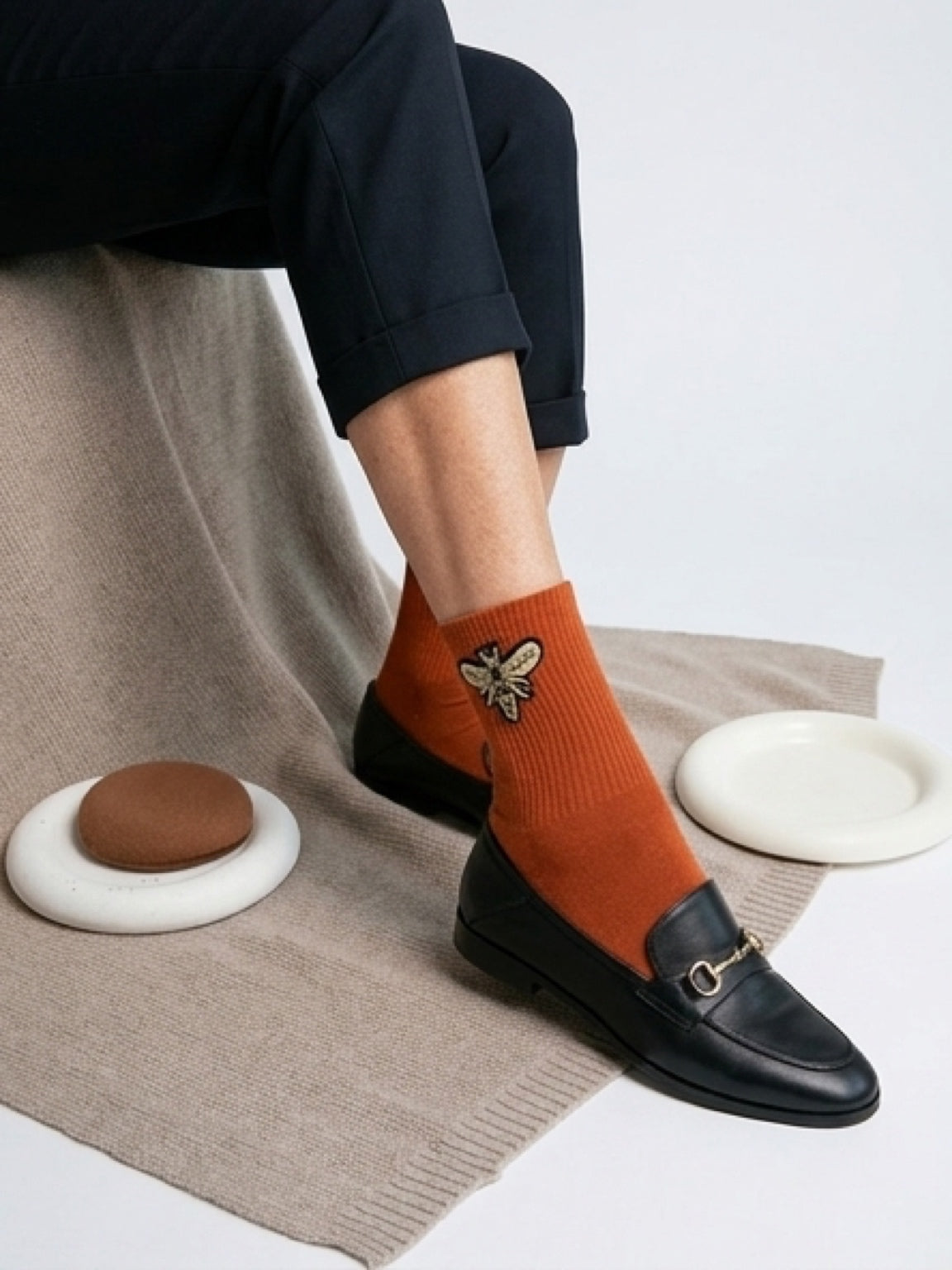 Women’s Cotton Ribbed Knit Bee Embroidery Mid Calf Socks -Brick