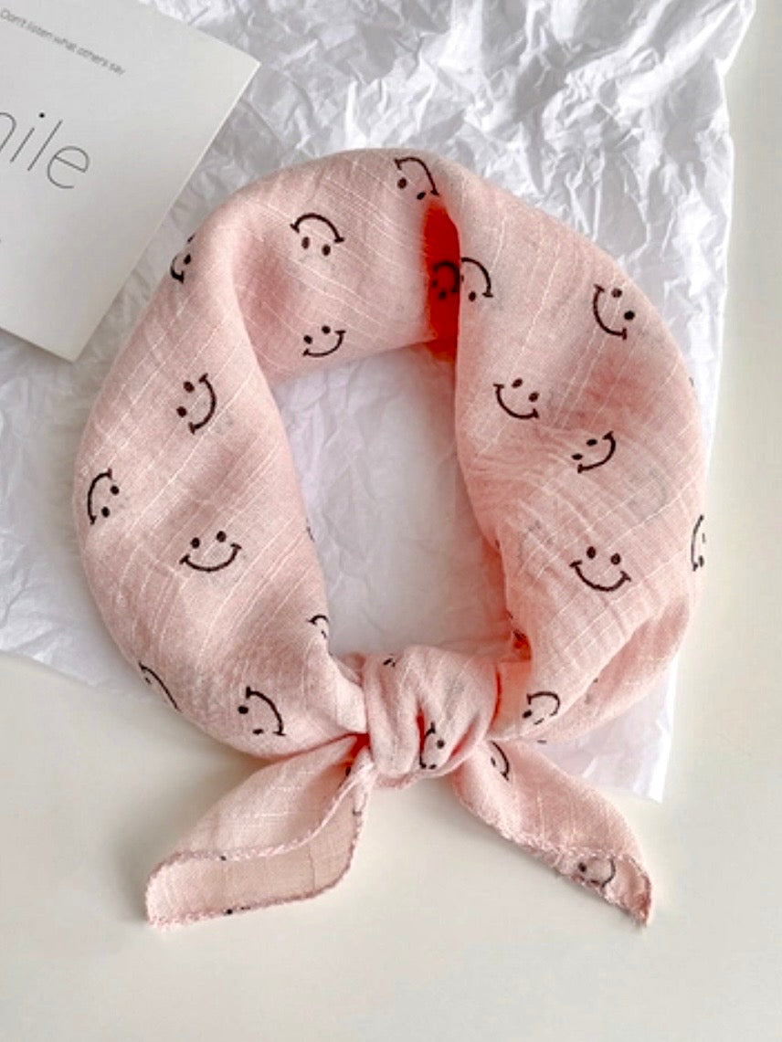 Children’s Cotton Muslin Square Scarf Set of 3 – Multifunctional Soft Absorbent Smile Print
