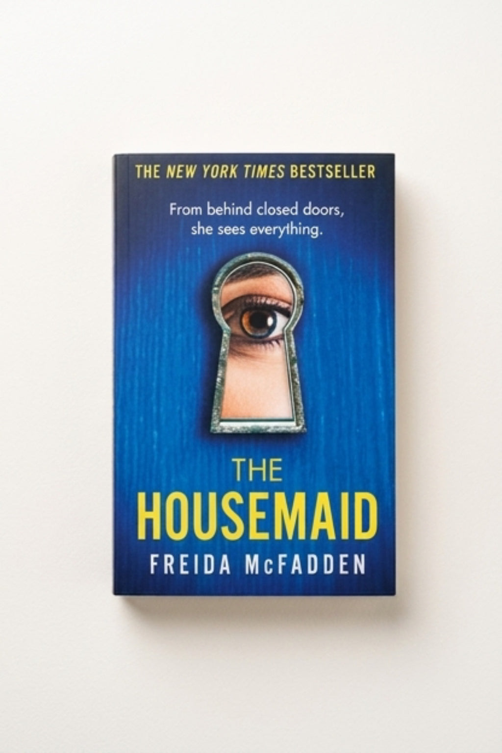 The Housemaid : An absolutely addictive psychological thriller with a jaw-dropping twist
by Freida McFadden (paperback)